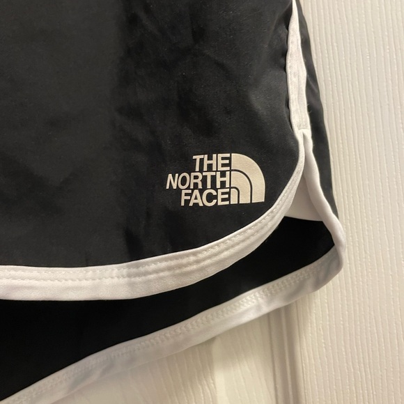 The North Face Black/White Running Short Drawstring Liner Women's Small - Picture 2 of 5